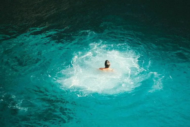 swimming in Jacob’s Well